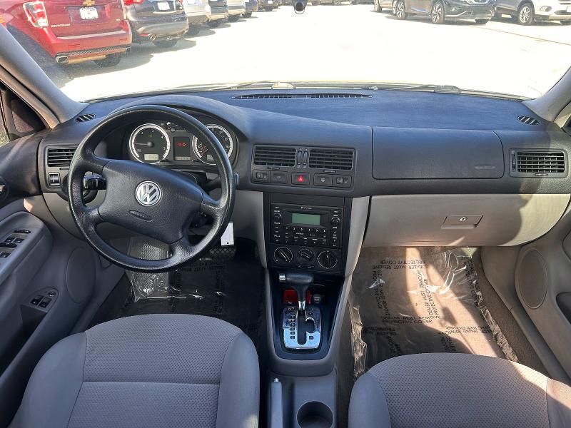 51905456 :رقم المزاد ، 3VWSR69M94M131368 vin ، 2004 Volkswagen Jetta مزاد بيع