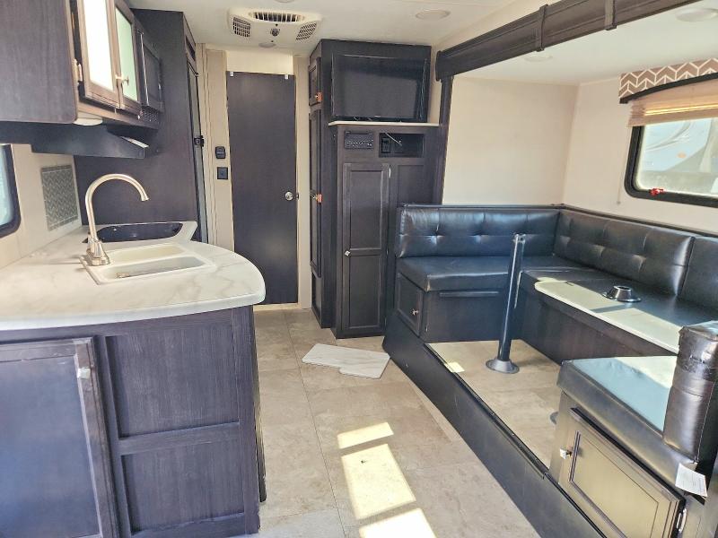 49974526 :رقم المزاد ، 4EZT22220K4064678 vin ، 2019 Kz-rv Sonic مزاد بيع