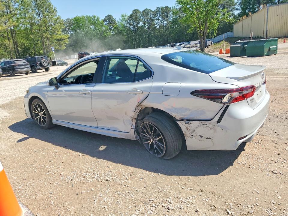 50130376 :رقم المزاد ، 4T1S11AK3NU045327 vin ، 2022 Toyota Camry مزاد بيع