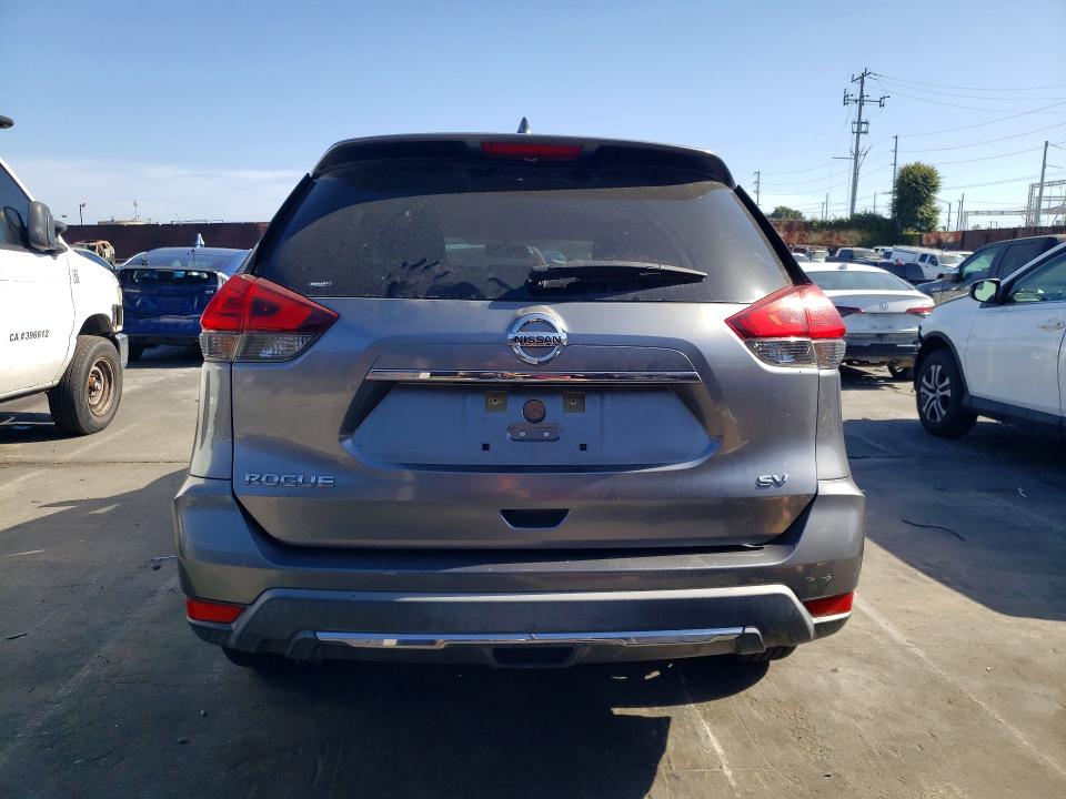 2017 Nissan Rogue მანქანა იყიდება აუქციონზე, vin: KNMAT2MT9HP511978, აუქციონის ნომერი: 51887926