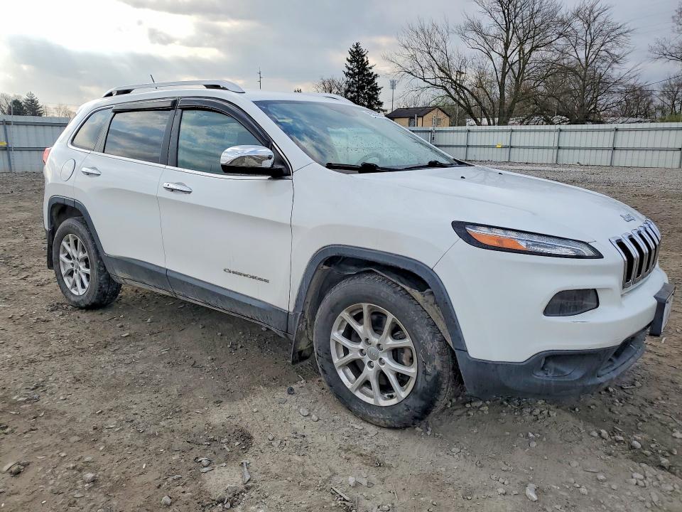 Продажа на аукционе авто 2015 Jeep Cherokee, vin: 1C4PJMCB9FW591208, номер лота: 48393526