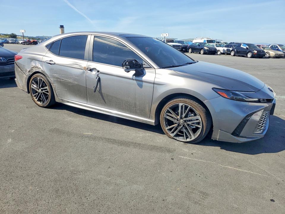 Продаж на аукціоні авто 2025 Toyota Camry, vin: 4T1DAACK5SU597462, номер лоту: 49260566
