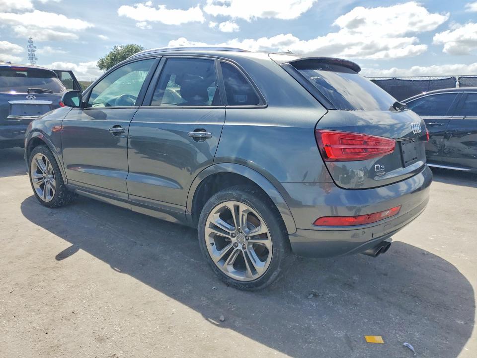 49468056 :رقم المزاد ، WA1BCCFS2JR015181 vin ، 2018 Audi Q3 مزاد بيع