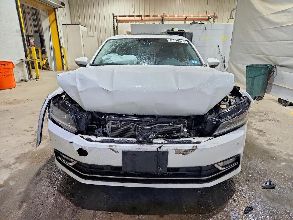Aukcja sprzedaży 2017 Volkswagen Passat, vin: 1VWGT7A3XHC023414, numer aukcji: 48329826