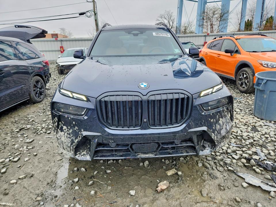 48575116 :رقم المزاد ، 5UX23EM01T9331188 vin ، 2026 Bmw X7 مزاد بيع