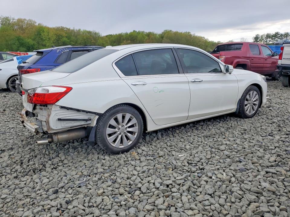 2015 Honda Accord მანქანა იყიდება აუქციონზე, vin: 1HGCR2F81FA111351, აუქციონის ნომერი: 50133426