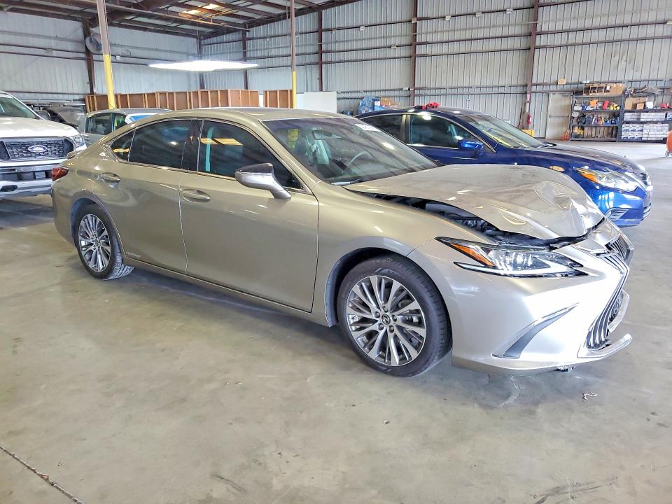 50431286 :رقم المزاد ، 58AB21B14KU002428 vin ، 2019 Lexus Es مزاد بيع