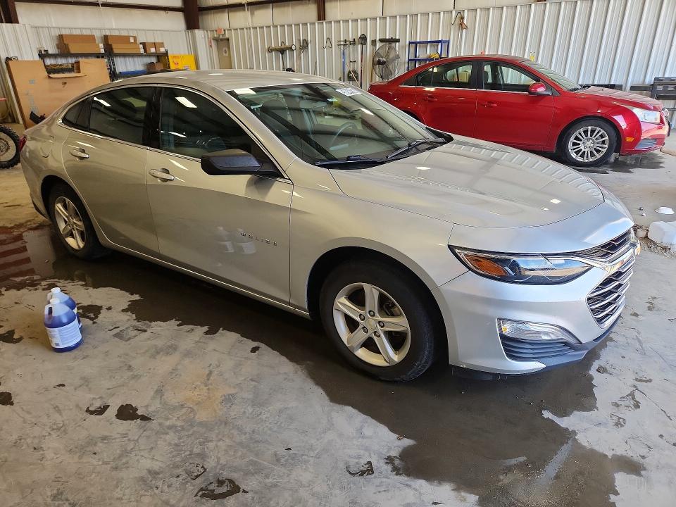 Продаж на аукціоні авто 2020 Chevrolet Malibu, vin: 1G1ZB5ST2LF087383, номер лоту: 50944136
