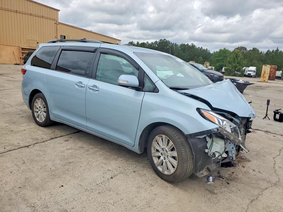 51036326 :رقم المزاد ، 5TDYK3DCXFS689019 vin ، 2015 Toyota Sienna مزاد بيع