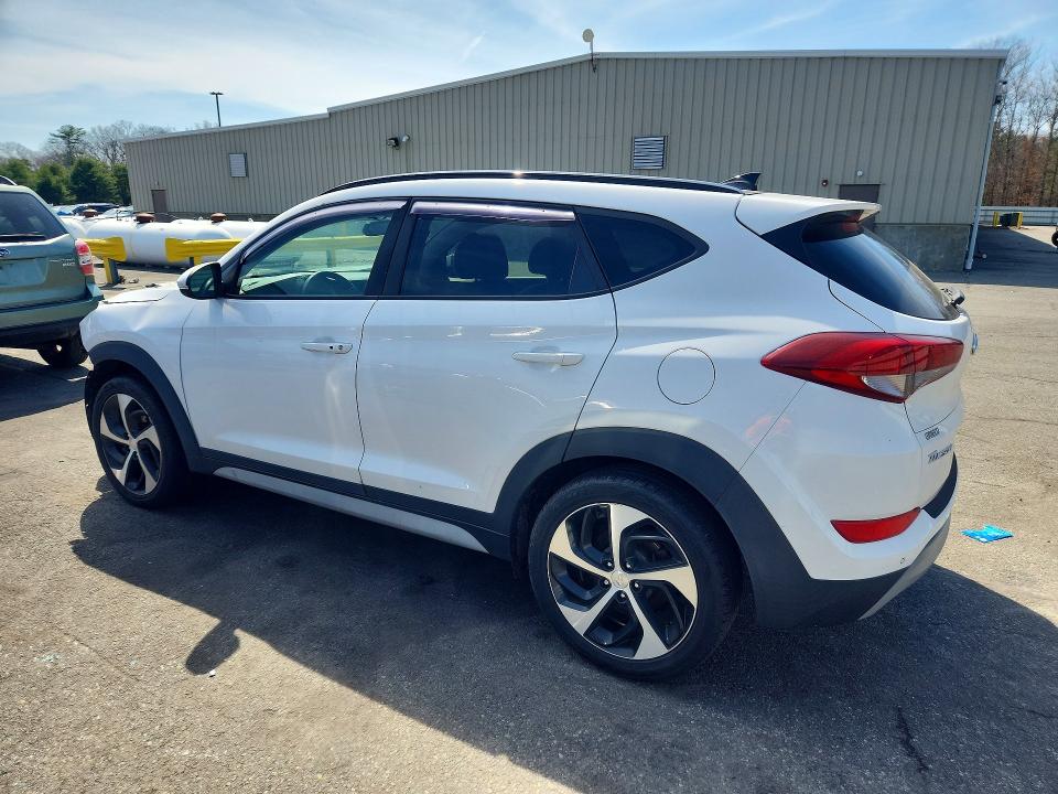 49532496 :رقم المزاد ، KM8J3CA27JU755665 vin ، 2018 Hyundai Tucson مزاد بيع