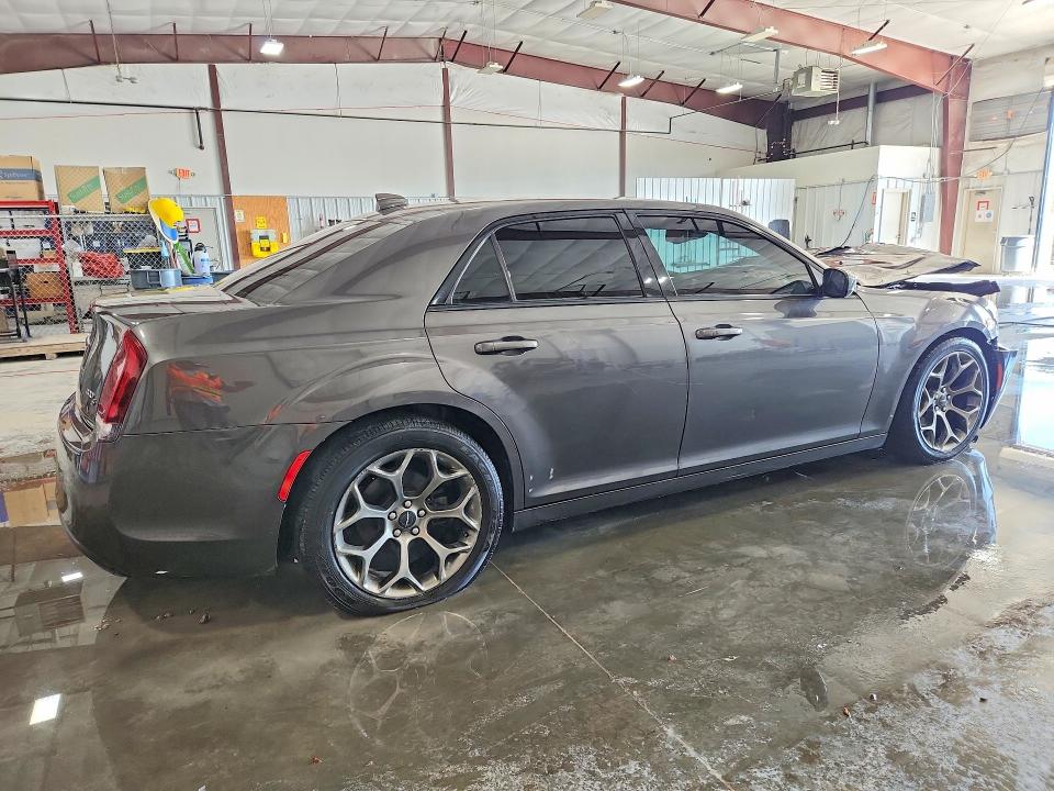51656116 :رقم المزاد ، 2C3CCABG2JH214445 vin ، 2018 Chrysler 300 مزاد بيع