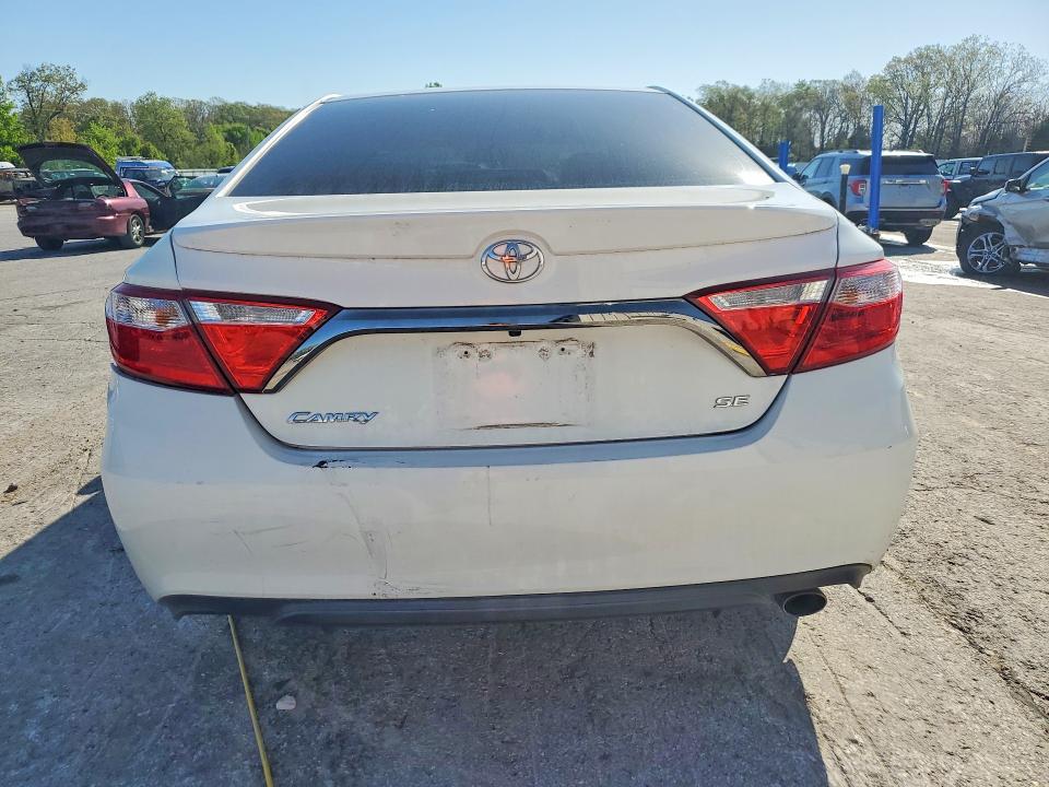 Aukcja sprzedaży 2015 Toyota Camry, vin: 4T1BF1FK7FU113690, numer aukcji: 50411026