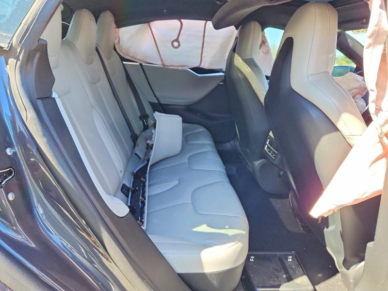 49208696 :رقم المزاد ، 5YJSA1E21GF154122 vin ، 2016 Tesla Model S مزاد بيع