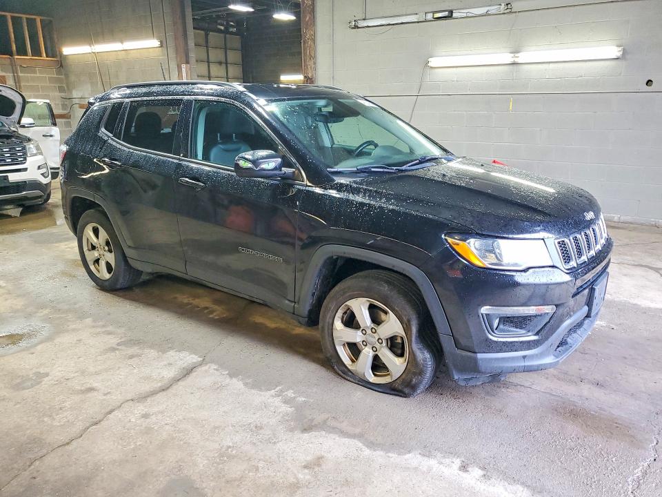 48248436 :رقم المزاد ، 3C4NJDBB1HT680756 vin ، 2017 Jeep Compass مزاد بيع