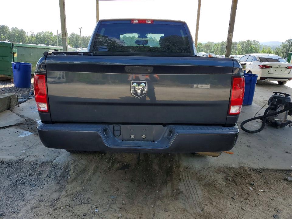 50714086 :رقم المزاد ، 3C6RR6KG2JG195159 vin ، 2018 Ram 1500 مزاد بيع