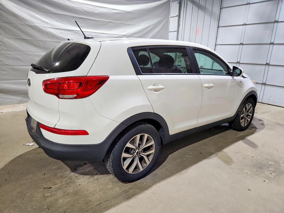 50126656 :رقم المزاد ، KNDPBCAC7F7772028 vin ، 2015 Kia Sportage مزاد بيع