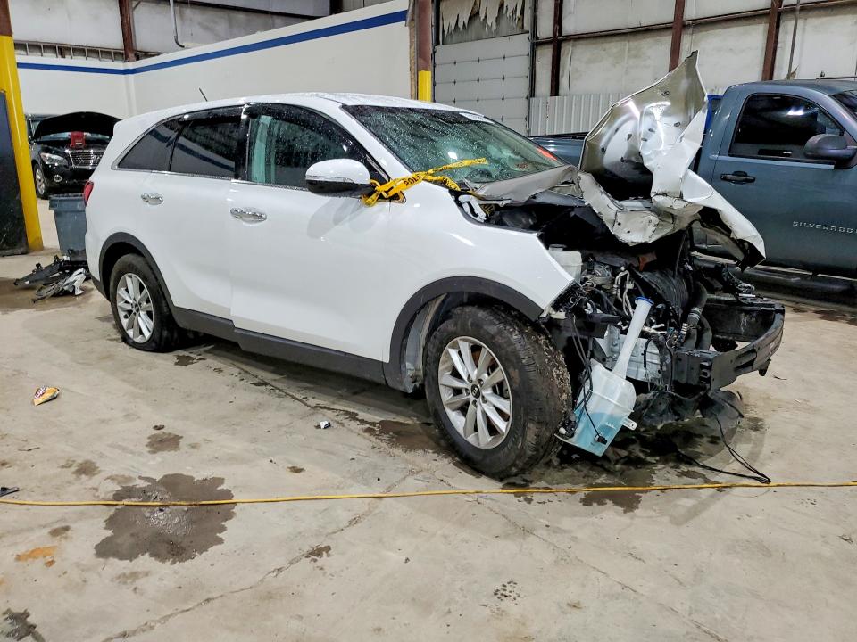 51639456 :رقم المزاد ، 5XYPG4A38KG611742 vin ، 2019 Kia Sorento مزاد بيع