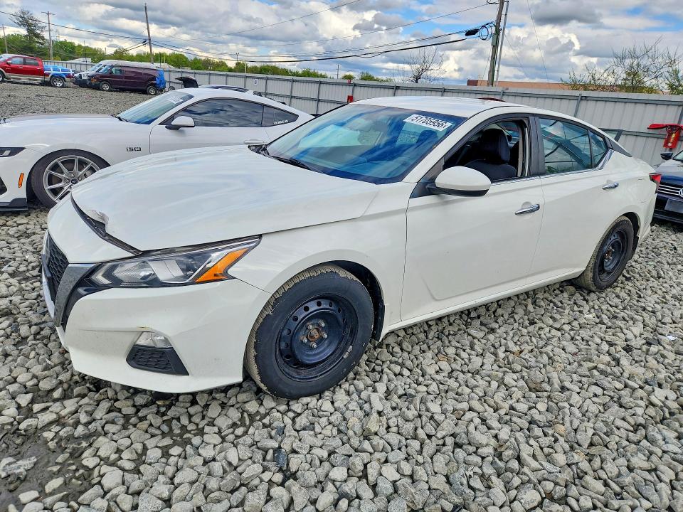 51705956 :رقم المزاد ، 1N4BL4BVXKC257223 vin ، 2019 Nissan Altima مزاد بيع