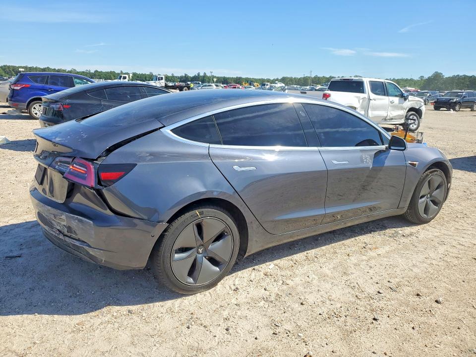 49087926 :رقم المزاد ، 5YJ3E1EA3LF657743 vin ، 2020 Tesla Model 3 مزاد بيع