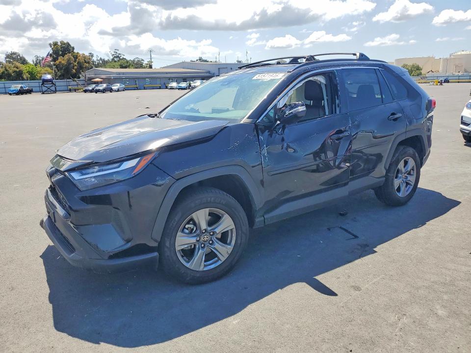 Auction sale of the 2024 Toyota Rav4, vin: 2T3W1RFV8RC267301, lot number: 51571946