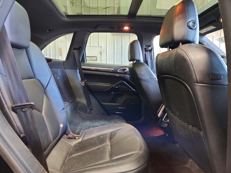 50395676 :رقم المزاد ، WP1AF2A24ELA30699 vin ، 2014 Porsche Cayenne مزاد بيع
