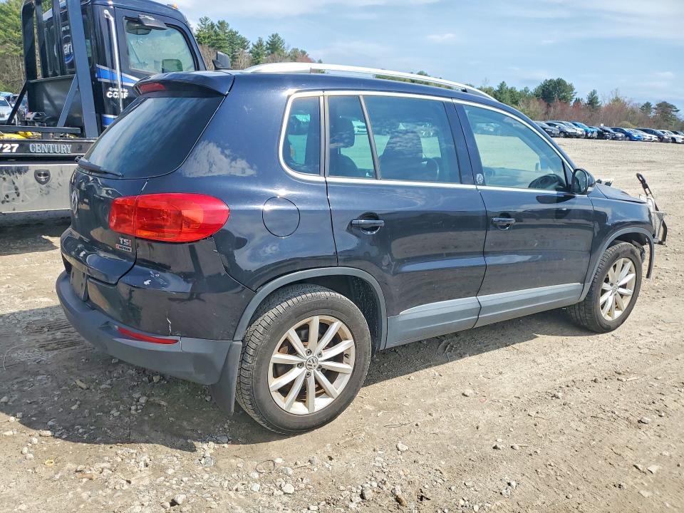 Продаж на аукціоні авто 2017 Volkswagen Tiguan, vin: WVGSV7AX0HK008738, номер лоту: 49781666