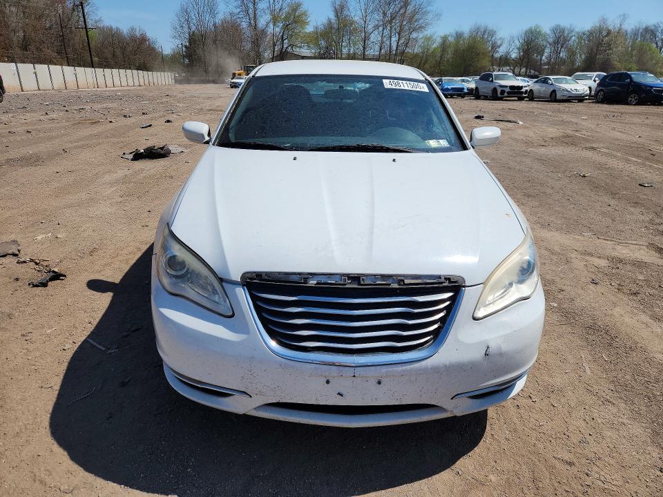 Продажа на аукционе авто 2014 Chrysler 200, vin: 1C3CCBAB6EN212271, номер лота: 49811506