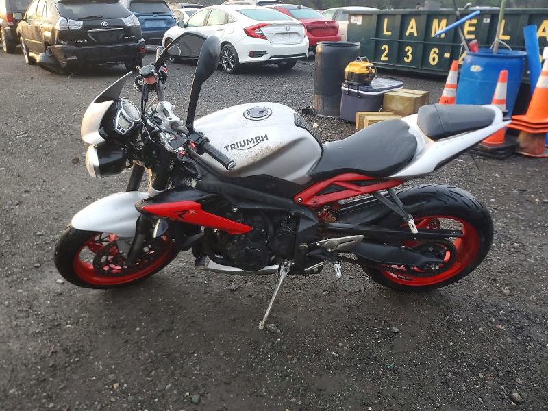 Продаж на аукціоні авто 2015 Triumph Motorcycle Street Triple, vin: SMTL03NE8FT685795, номер лоту: 47603666