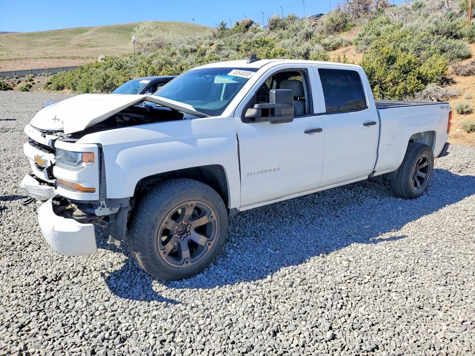 Продажа на аукционе авто 2018 Chevrolet Silverado, vin: 3GCUKPECXJG466717, номер лота: 48548306