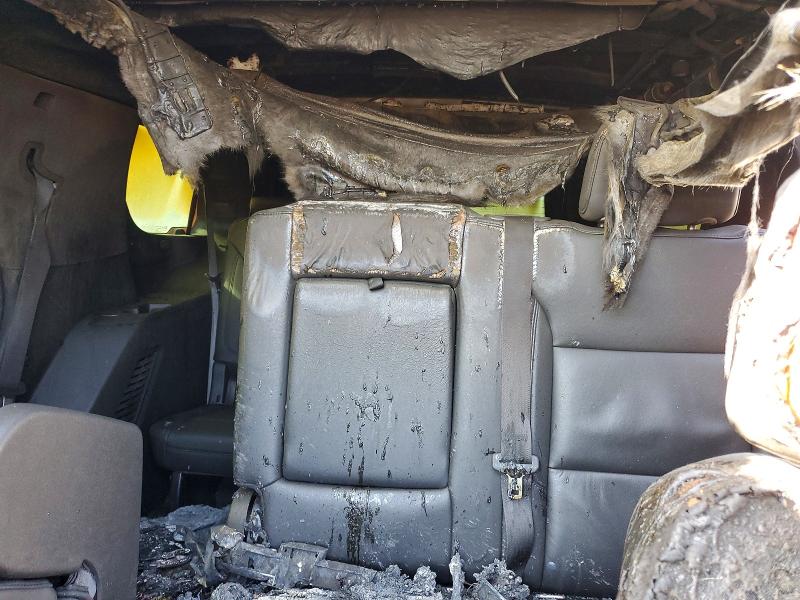 51551076 :رقم المزاد ، 1GNSCNKD6MR155352 vin ، 2021 Chevrolet Tahoe مزاد بيع