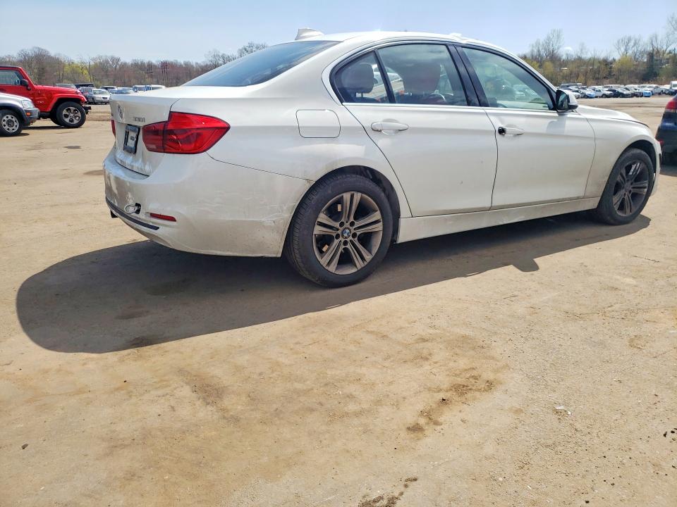 2018 Bmw 330 მანქანა იყიდება აუქციონზე, vin: WBA8D9C56JEB35832, აუქციონის ნომერი: 49724406