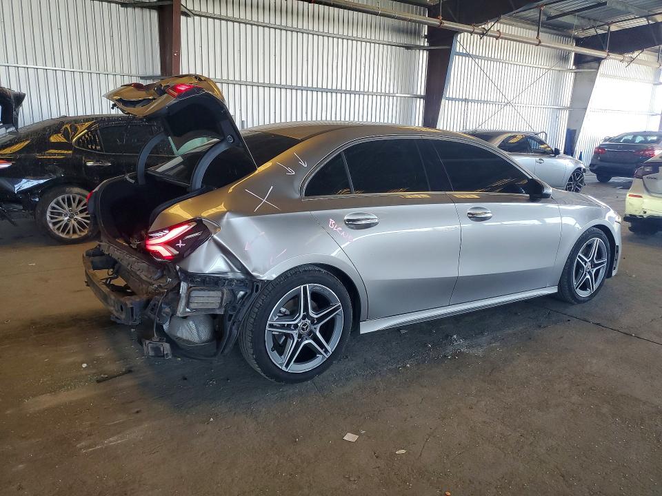 51381986 :رقم المزاد ، WDD3G4FB4LW038332 vin ، 2020 Mercedes-benz A مزاد بيع