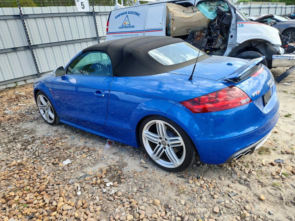48793556 :رقم المزاد ، TRU41AFK8A1017482 vin ، 2010 Audi Tts مزاد بيع