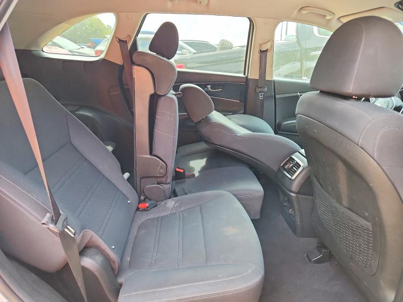 48241036 :رقم المزاد ، 5XYPGDA59KG446527 vin ، 2019 Kia Sorento مزاد بيع