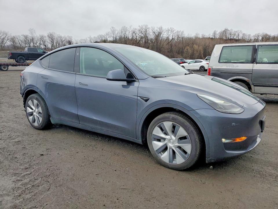 48475146 :رقم المزاد ، 7SAYGDED6PF922532 vin ، 2023 Tesla Model Y مزاد بيع