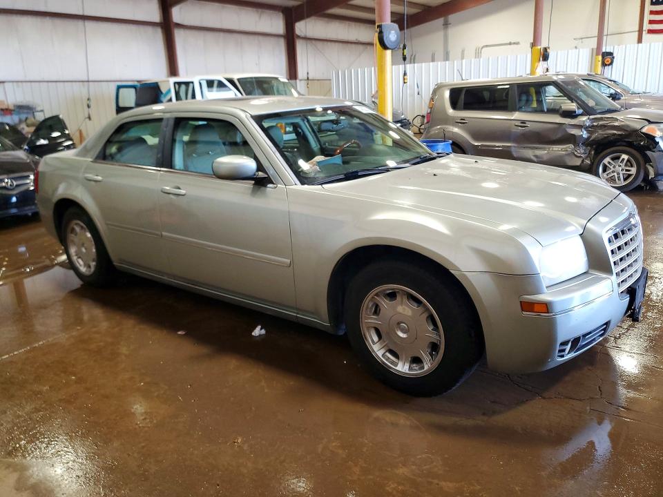 2005 Chrysler 300 მანქანა იყიდება აუქციონზე, vin: 2C3AA53G85H153661, აუქციონის ნომერი: 48236056