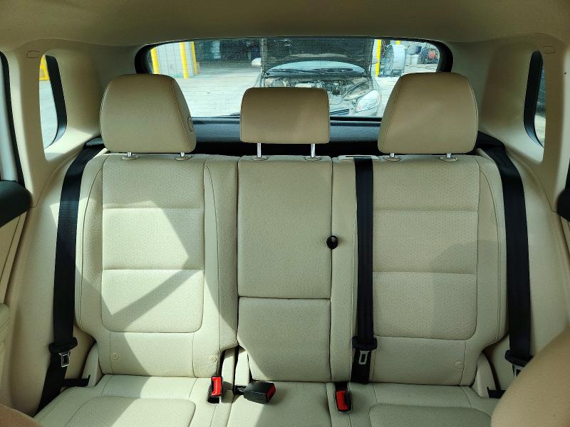 2015 Volkswagen Tiguan მანქანა იყიდება აუქციონზე, vin: WVGBV7AX6FW578927, აუქციონის ნომერი: 49939466
