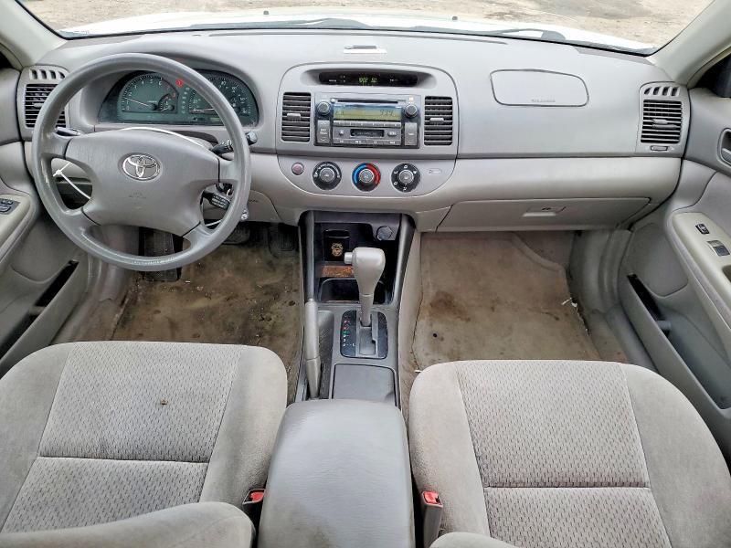50724206 :رقم المزاد ، 4T1BF32K93U044188 vin ، 2003 Toyota Camry مزاد بيع