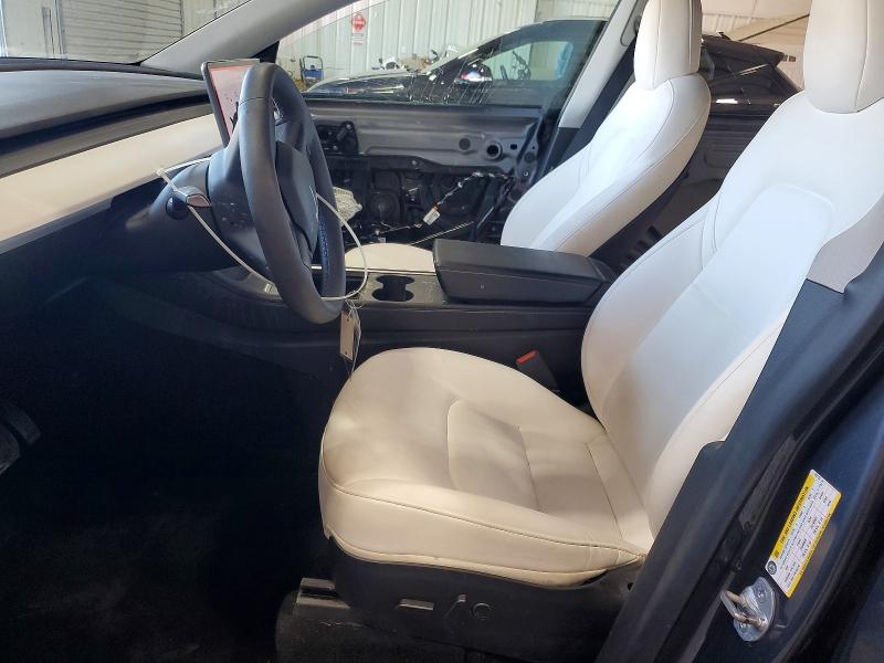 48932466 :رقم المزاد ، 5YJYGDEE2MF210102 vin ، 2021 Tesla Model Y مزاد بيع
