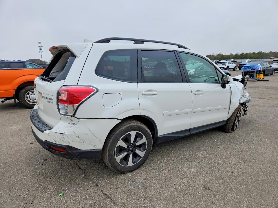 48322976 :رقم المزاد ، JF2SJAGC2HH579051 vin ، 2017 Subaru Forester مزاد بيع