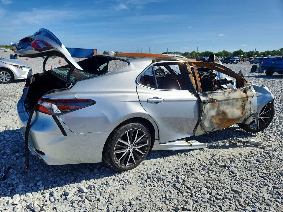 Продажа на аукционе авто 2023 Toyota Camry, vin: 4T1G11AK6PU736814, номер лота: 49593466