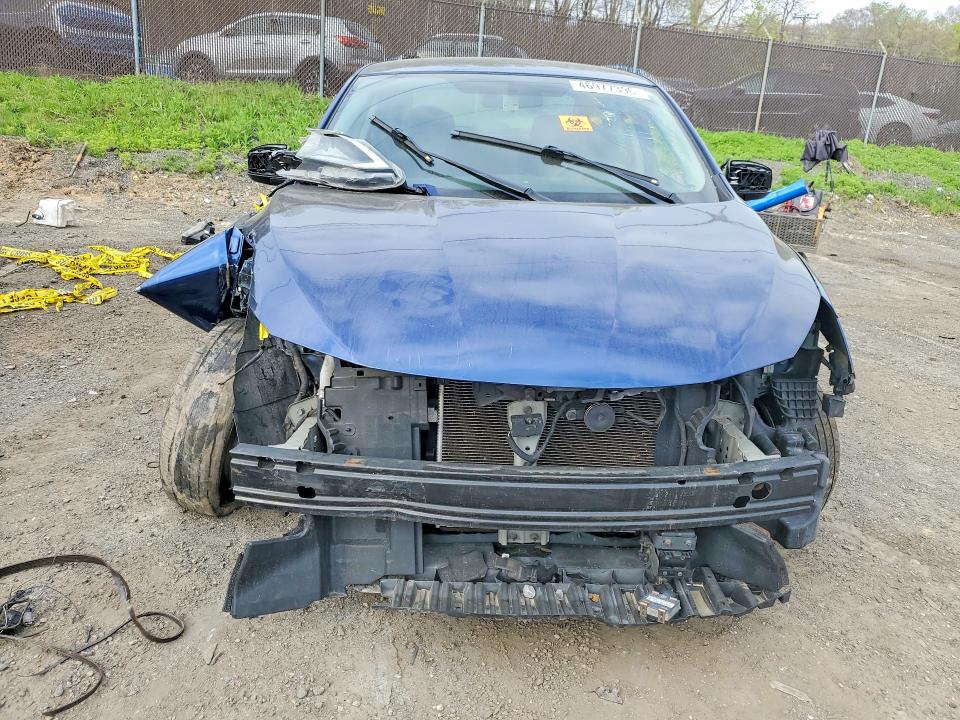 2018 Nissan Sentra მანქანა იყიდება აუქციონზე, vin: 3N1AB7AP5JY217718, აუქციონის ნომერი: 46977396