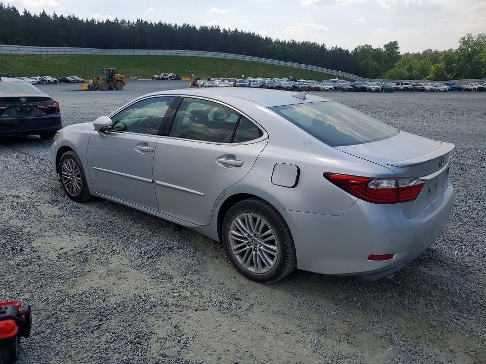 51043826 :رقم المزاد ، JTHBK1GG4D2046662 vin ، 2013 Lexus Es مزاد بيع