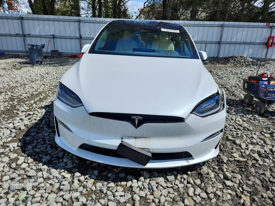 2023 Tesla Model X მანქანა იყიდება აუქციონზე, vin: 7SAXCBE54PF425337, აუქციონის ნომერი: 51875326