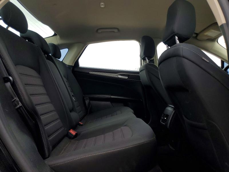 46636976 :رقم المزاد ، 3FA6P0HD9LR260260 vin ، 2020 Ford Fusion مزاد بيع