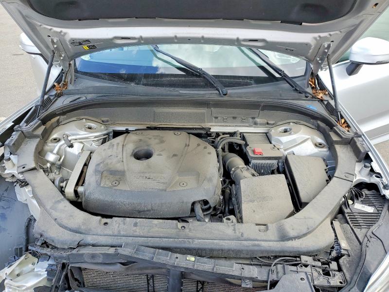 Продаж на аукціоні авто 2020 Volvo Xc60, vin: YV4102RKXL1520853, номер лоту: 50488656
