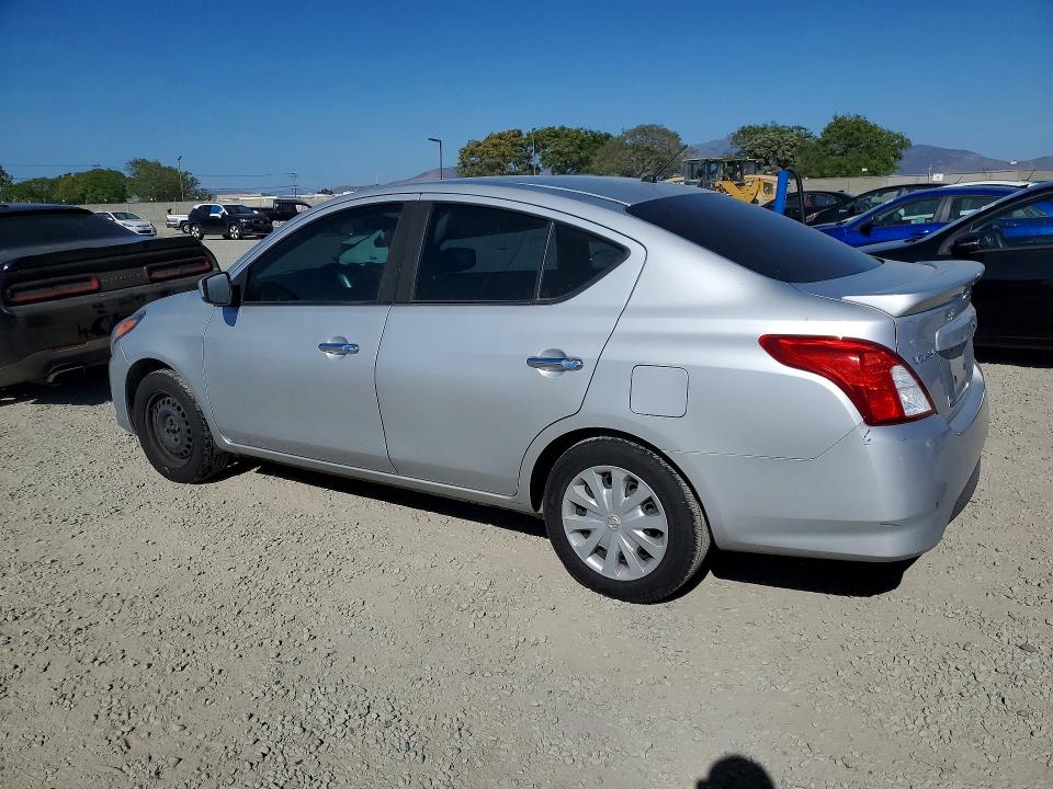 48274826 :رقم المزاد ، 3N1CN7AP2HK424290 vin ، 2017 Nissan Versa مزاد بيع