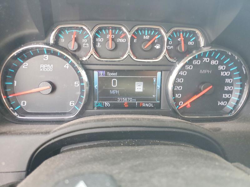 48779576 :رقم المزاد ، 1GNSKHKC5JR242893 vin ، 2018 Chevrolet Suburban مزاد بيع