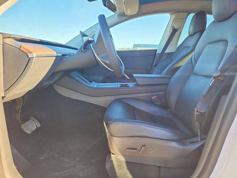 48444706 :رقم المزاد ، 7SAYGDEE0NF459132 vin ، 2022 Tesla Model Y مزاد بيع