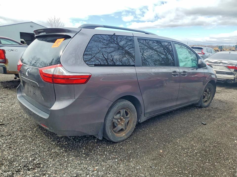 Продажа на аукционе авто 2015 Toyota Sienna, vin: 5TDKK3DC1FS646307, номер лота: 49715356